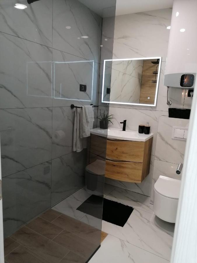 Apartman Max !!!! โอมิช ภายนอก รูปภาพ